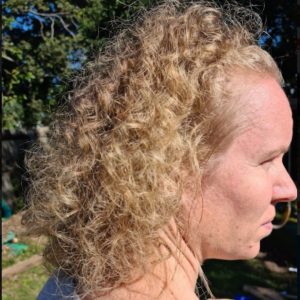 Dry, Stubborn, Frizzy and Damaged Curl
